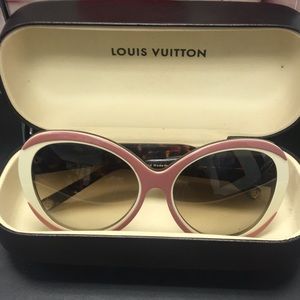 Authentic Louis Vuitton Blush Angelica sunglasses